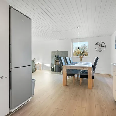 1149 Holiday home *