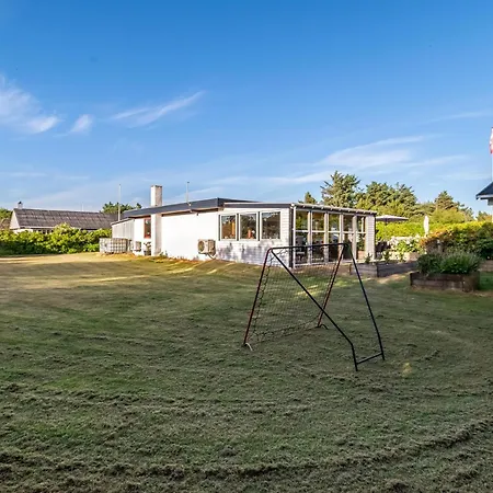 1149 Holiday home